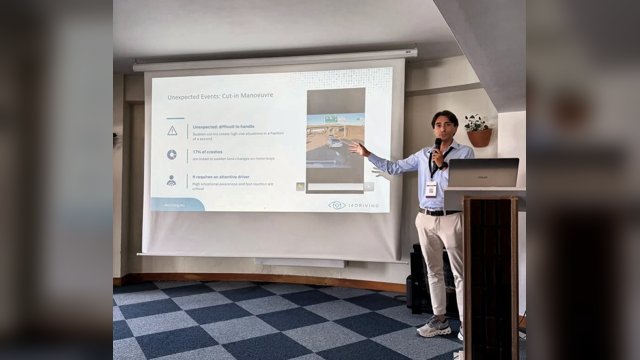 Giovanni Albano presenting a slide titled Unexpected Events: Cut-in Manoeuvre at the SIDT seminar